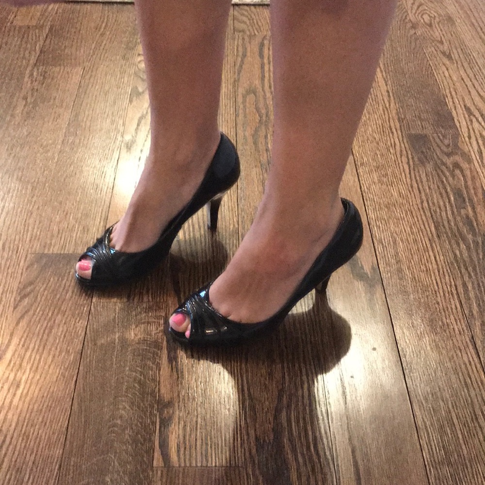 Steven Madden peep toe heels